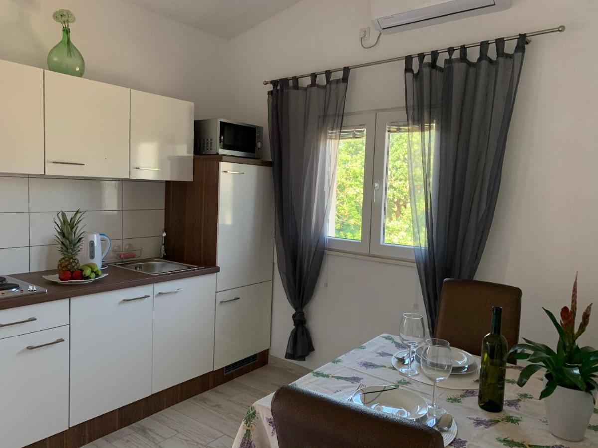 Apartments Fortuna Biograd Na Moru Luaran gambar