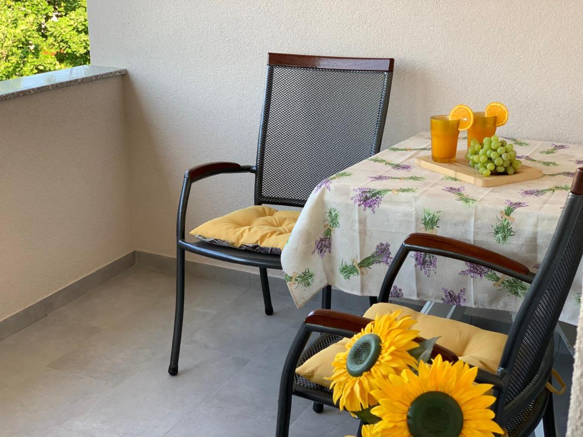 Apartments Fortuna Biograd Na Moru Luaran gambar
