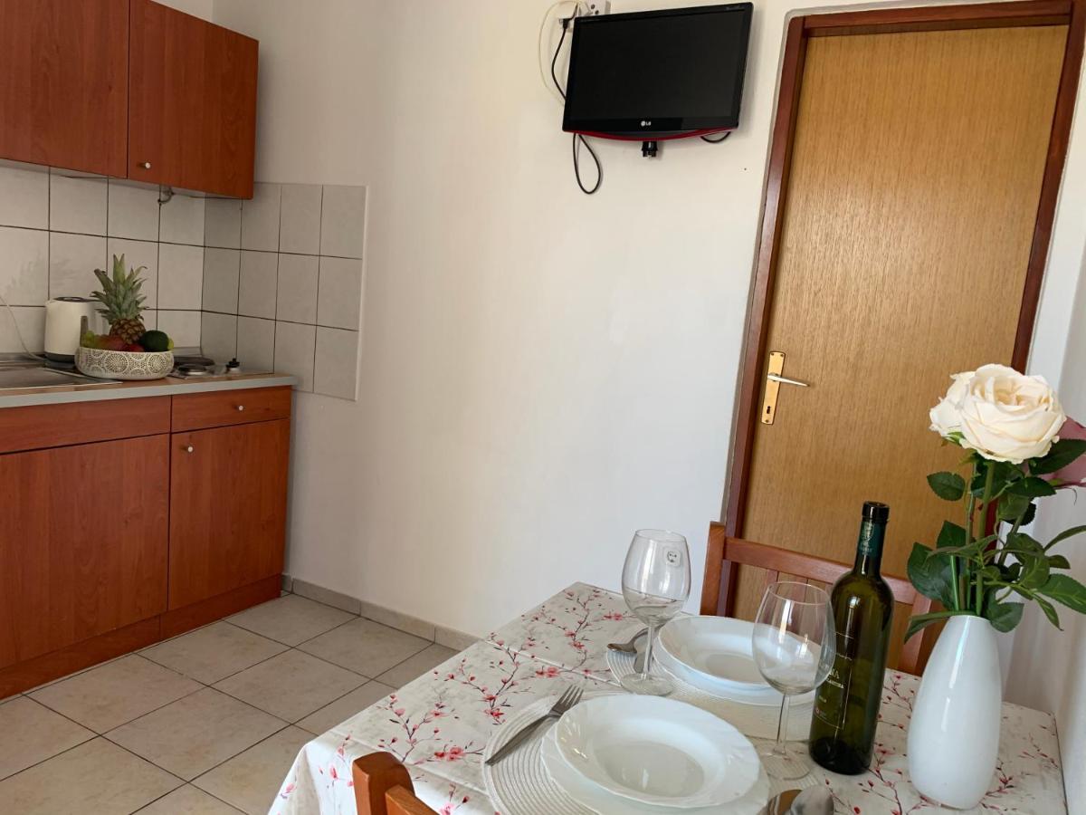 Apartments Fortuna Biograd Na Moru Luaran gambar
