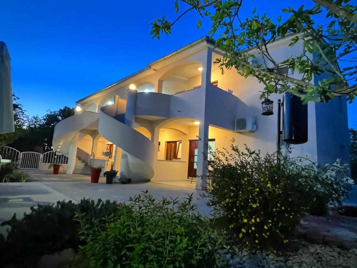 Apartments Fortuna Biograd Na Moru Luaran gambar