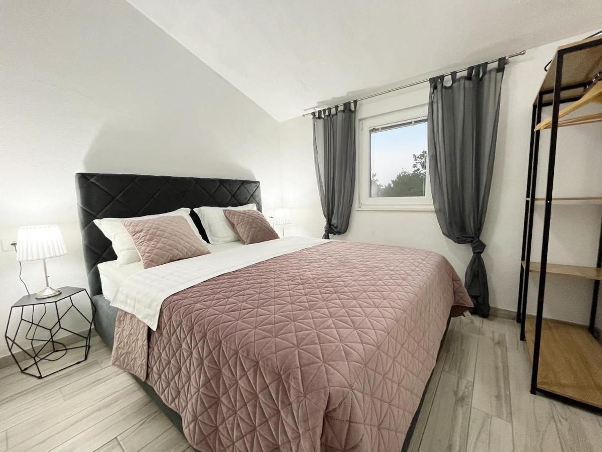 Apartments Fortuna Biograd Na Moru Luaran gambar