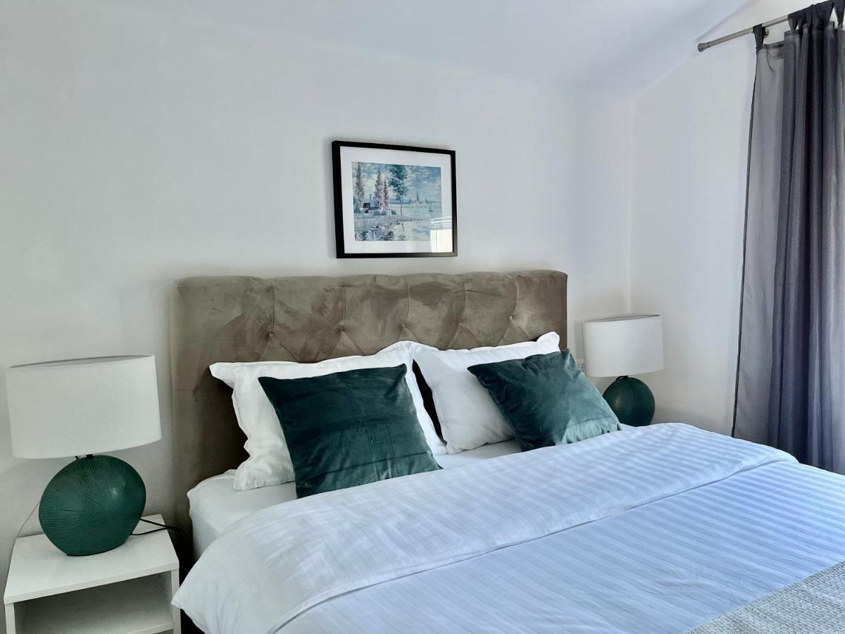 Apartments Fortuna Biograd Na Moru Luaran gambar