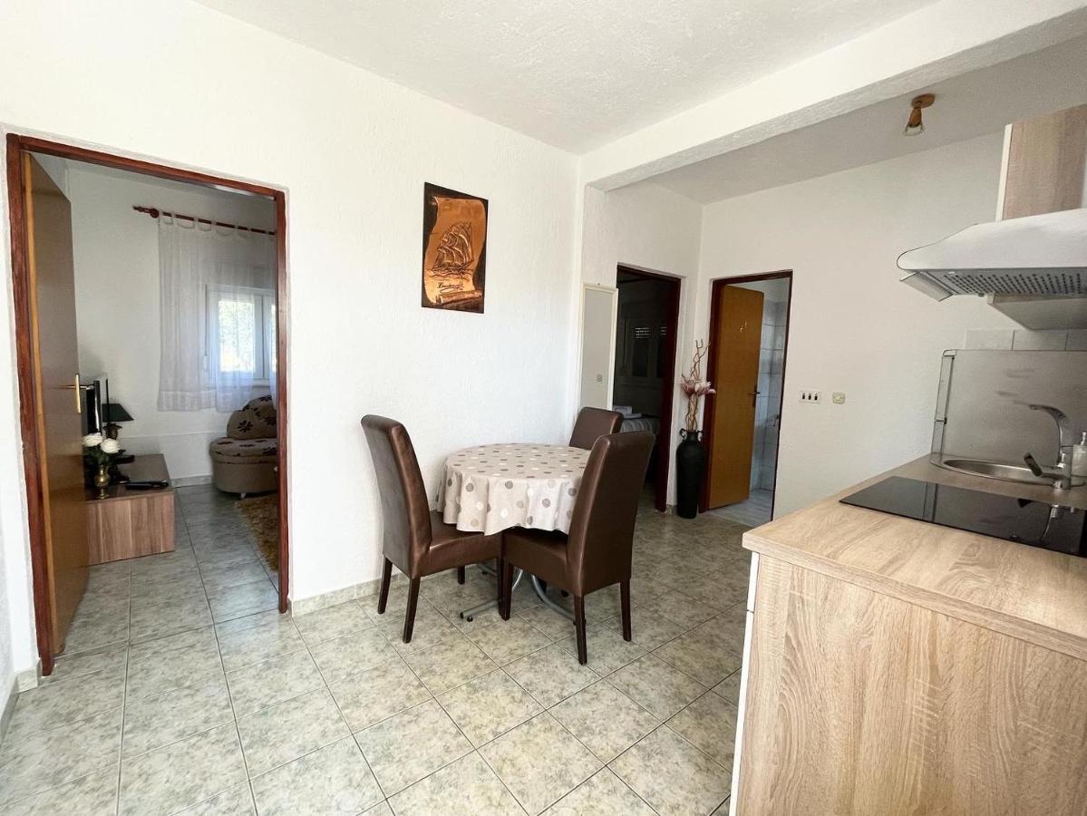 Apartments Fortuna Biograd Na Moru Luaran gambar