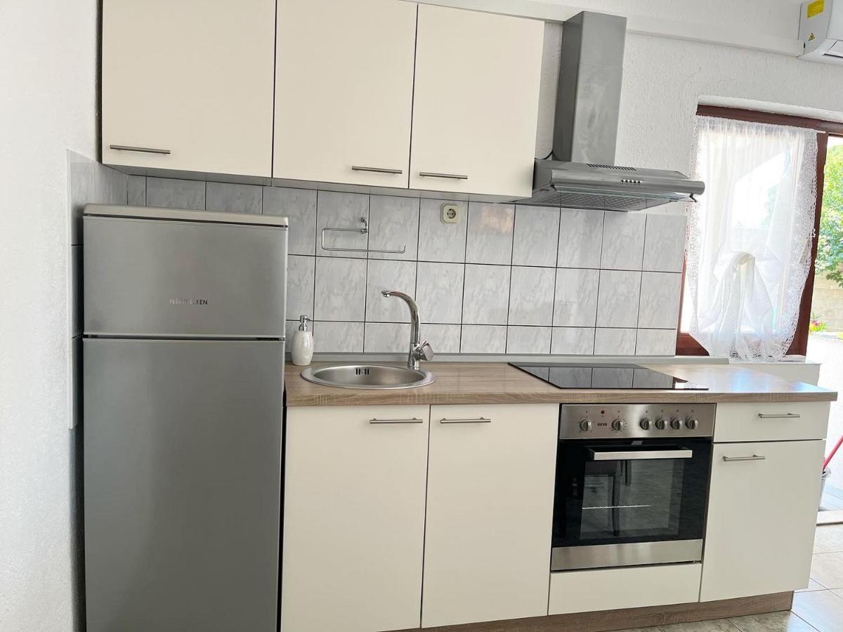 Apartments Fortuna Biograd Na Moru Luaran gambar