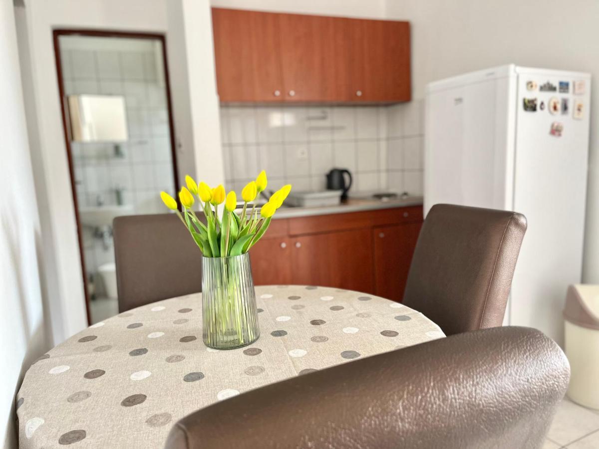 Apartments Fortuna Biograd Na Moru Luaran gambar