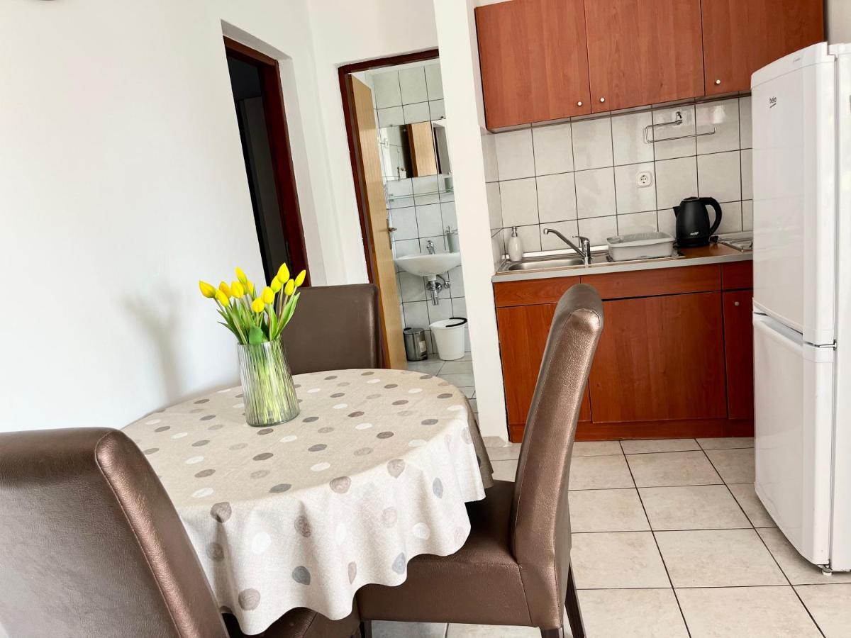 Apartments Fortuna Biograd Na Moru Luaran gambar