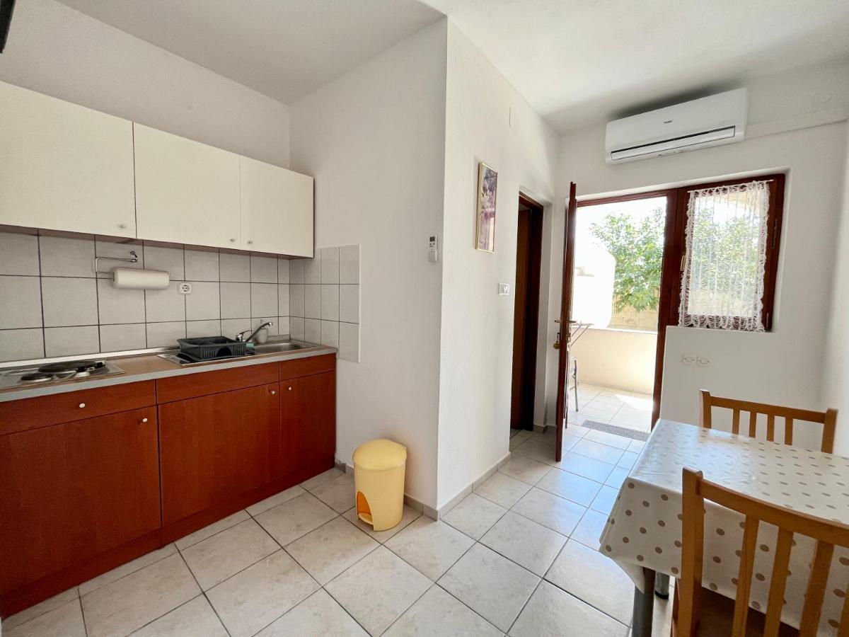 Apartments Fortuna Biograd Na Moru Luaran gambar
