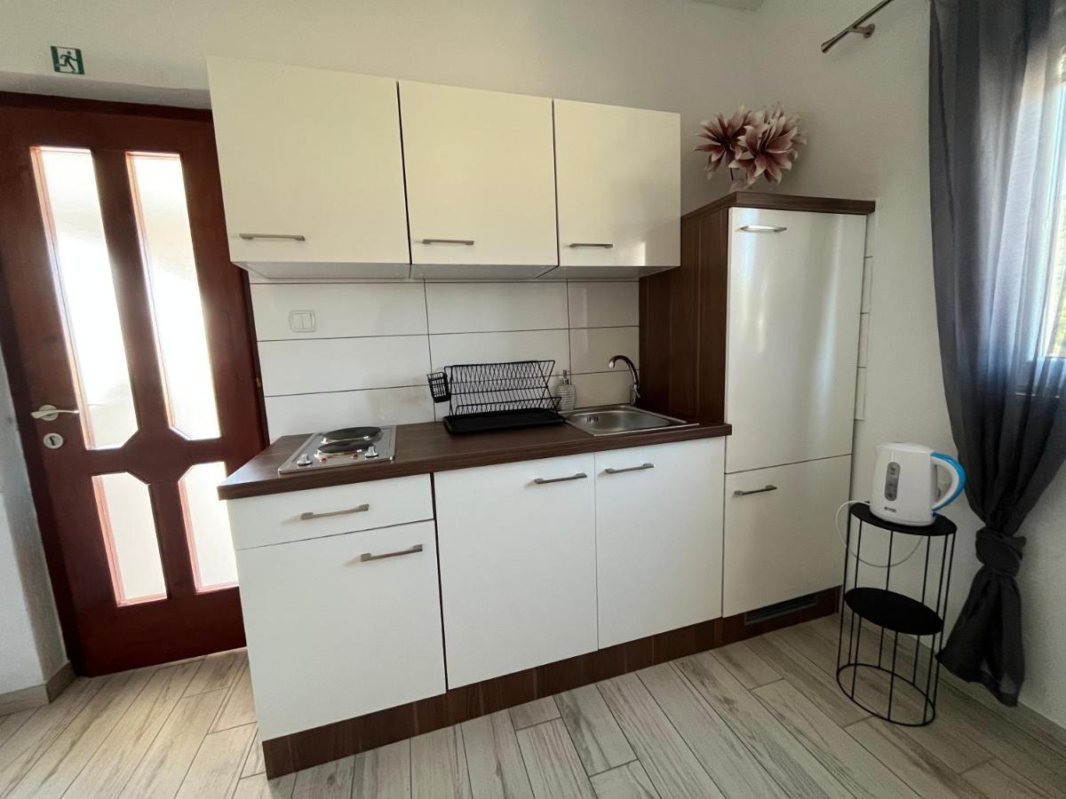 Apartments Fortuna Biograd Na Moru Luaran gambar