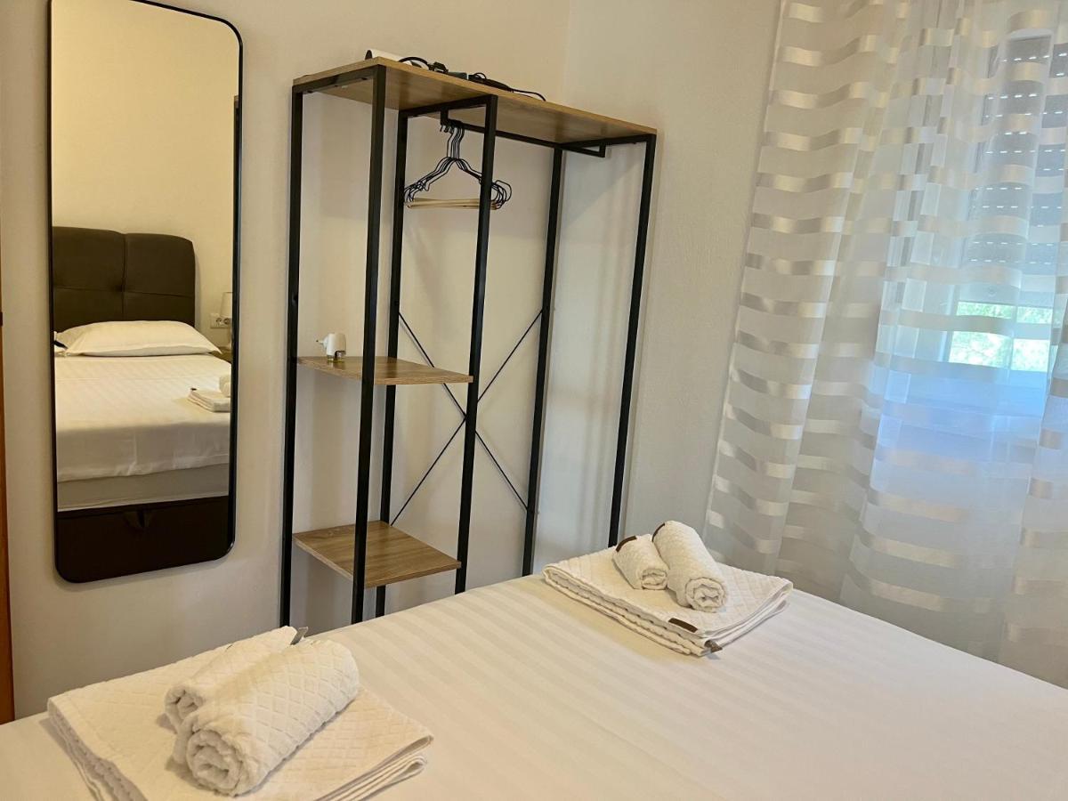 Apartments Fortuna Biograd Na Moru Luaran gambar