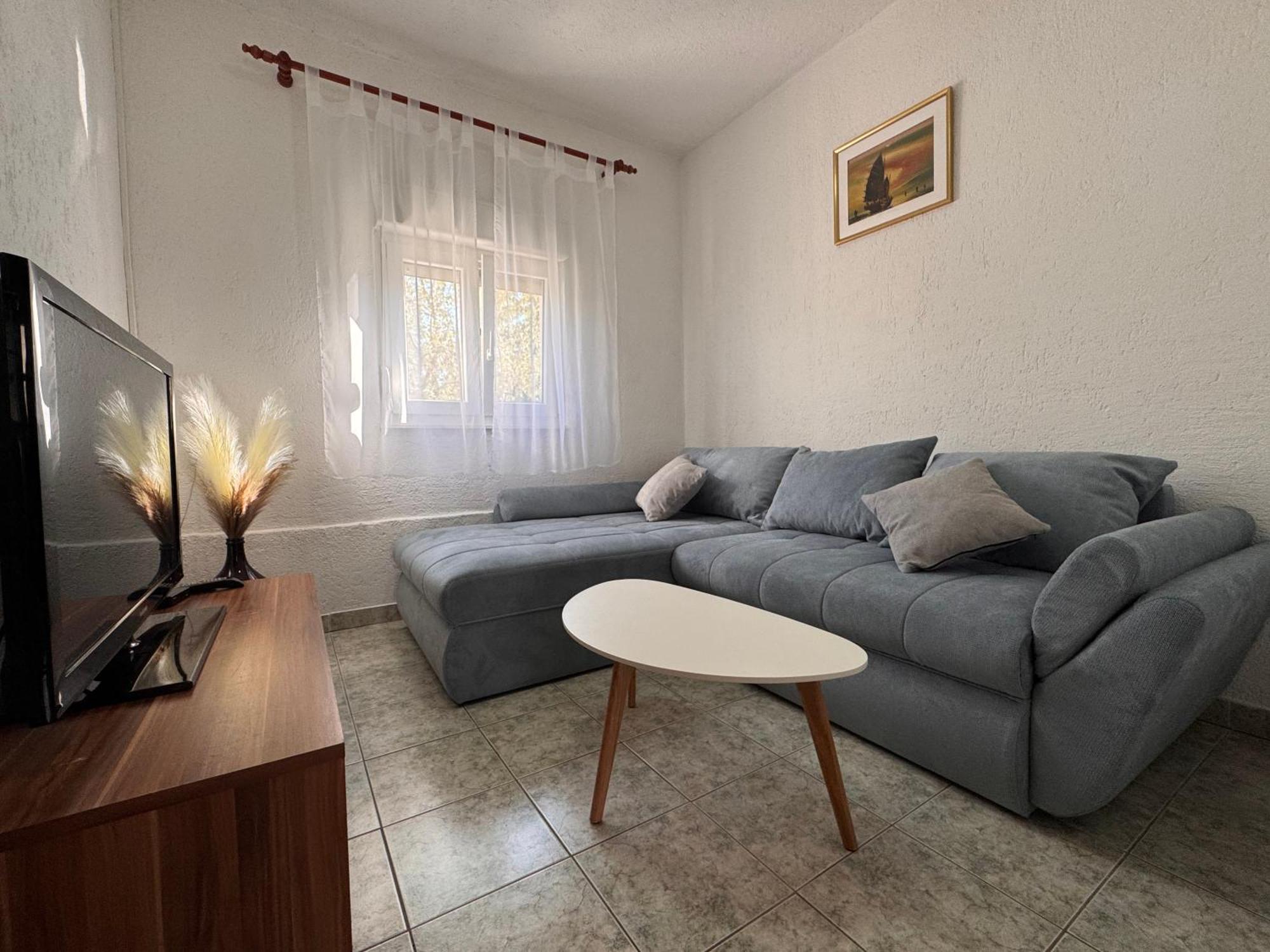 Apartments Fortuna Biograd Na Moru Luaran gambar